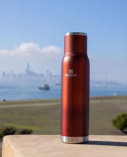 Termo de Acero 1L Stanley con Manija Marron