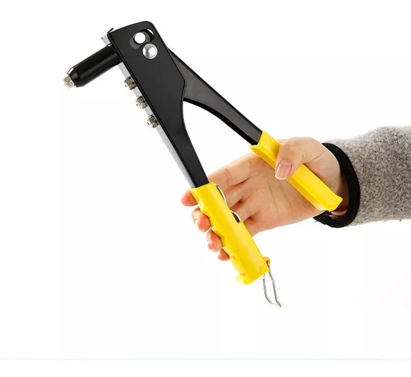 Remachadora