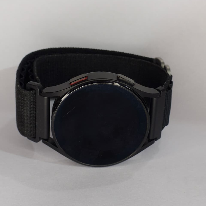 Reloj Pulsera Smartwatch con GPS Samsung Galaxy Watch 4 Malla Tela SM-R860 (usado con cargador) 40mm