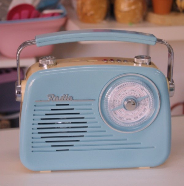 Radio MK-2181UBT Fm Am Usb Sd Aux Recargable Retro Vintage