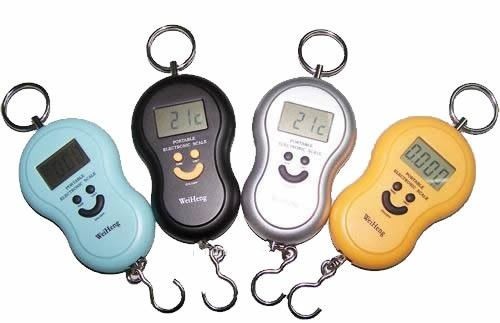 [500794 153116 588684 035491 410043] Balanza Digital Electronica Portatil 50kg Valijas Pesca SV-810